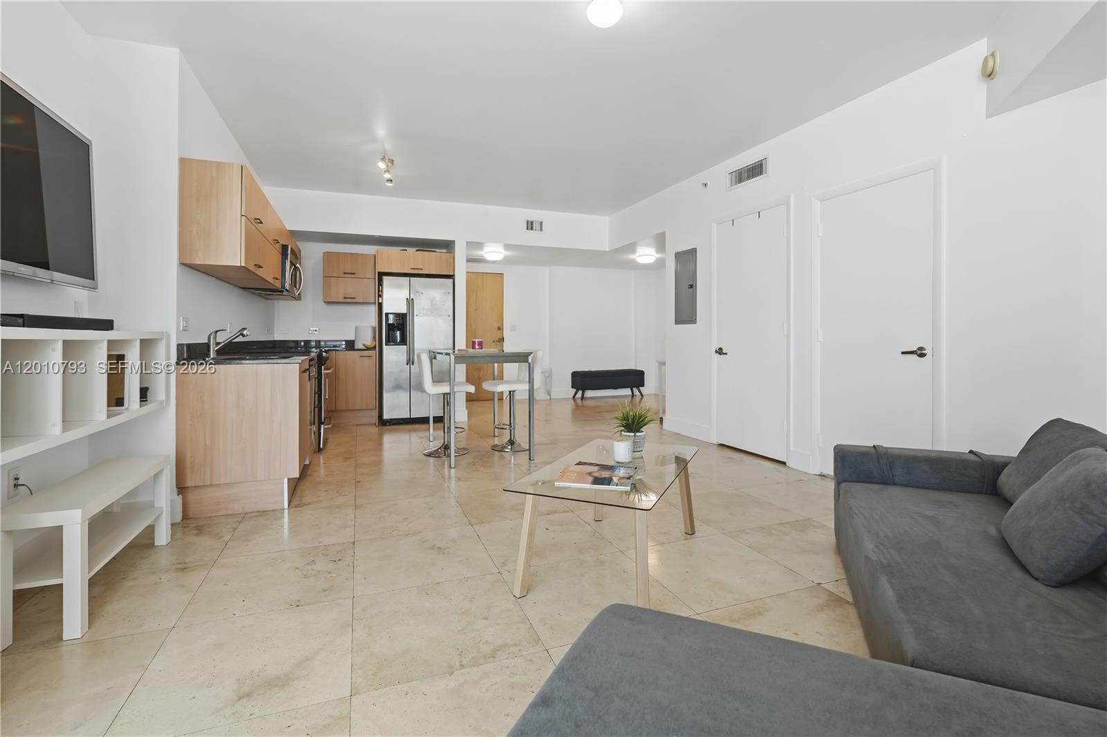 WIND CONDO - Residential