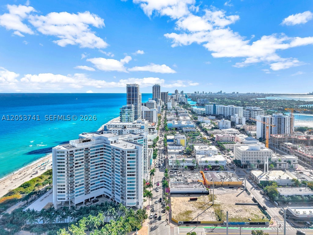 7135 Collins Ave 435