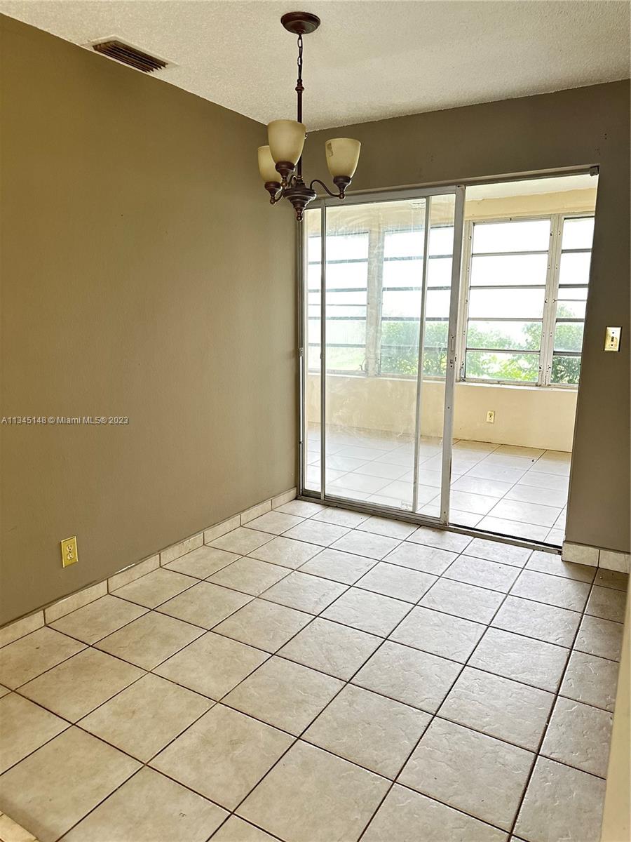 GOLD COAST TWIN VILLAS WE - Residential Lease