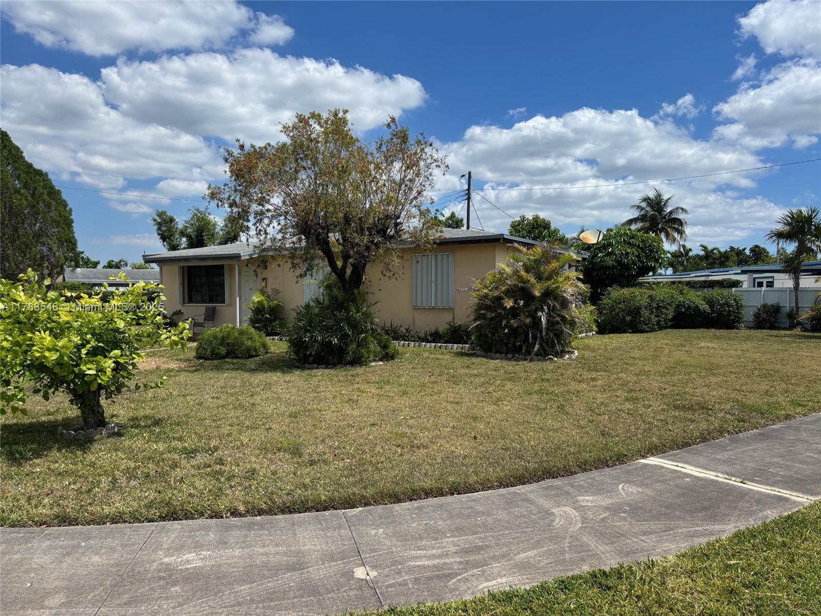 Property for Sale at 5455 Sw 116th Ave, Miami, Broward County, Florida - Bedrooms: 3 
Bathrooms: 1  - $699,999