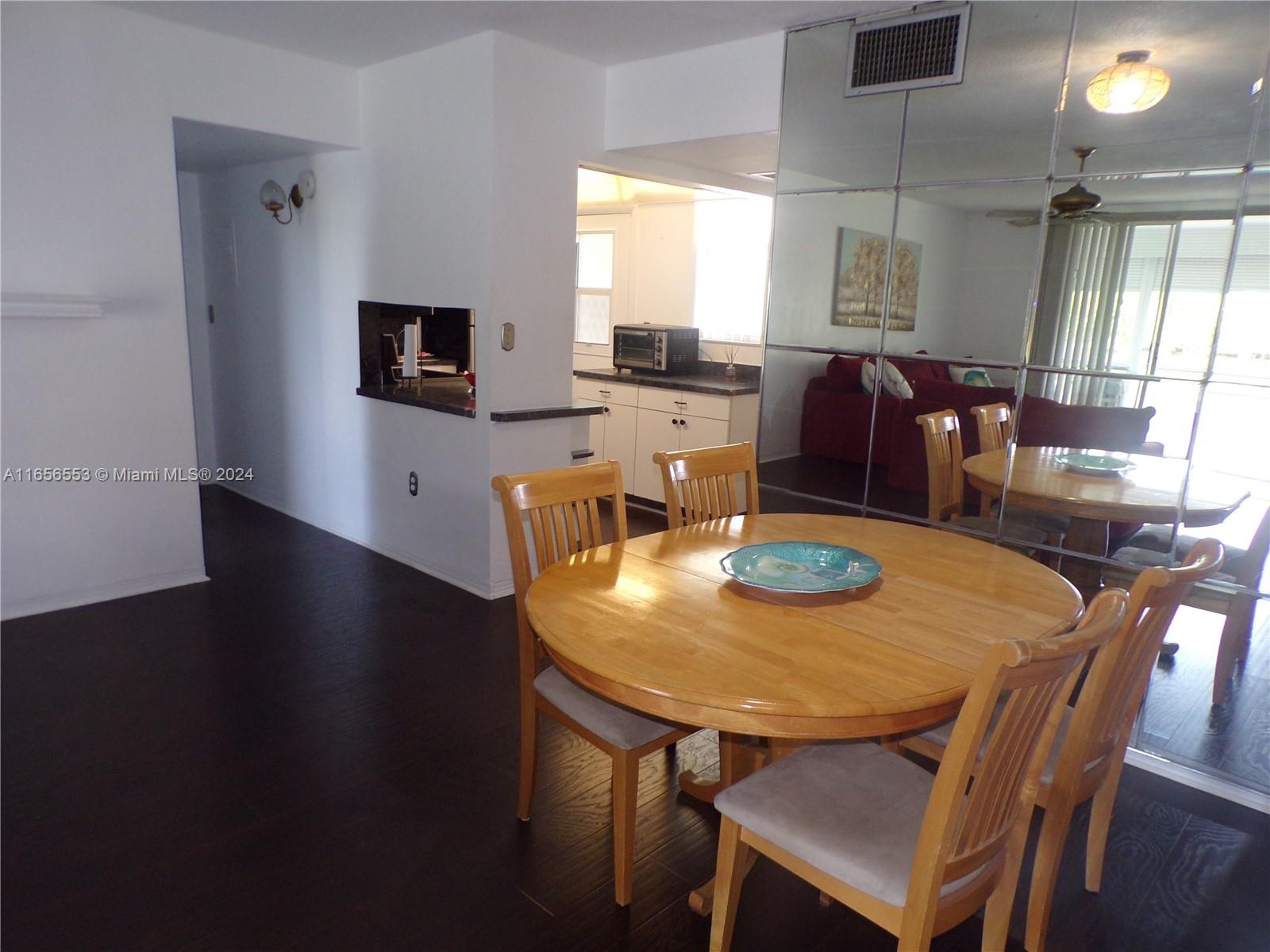 POINT EAST SEC 4 CONDO - Residential