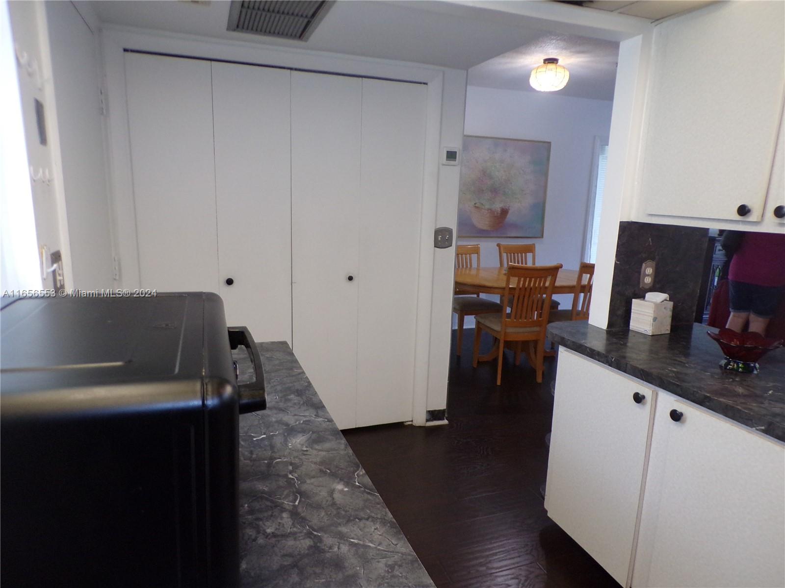 POINT EAST SEC 4 CONDO - Residential