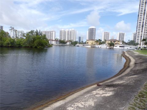 A home in Aventura