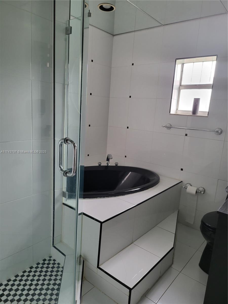 COUNTRY LAKE HOMES 2ND AD - Residential