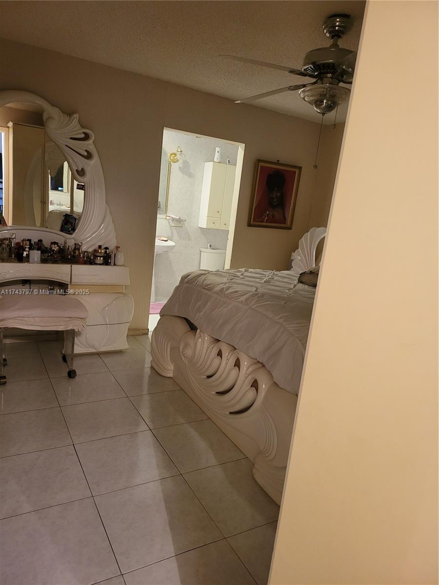 COUNTRY LAKE HOMES 2ND AD - Residential