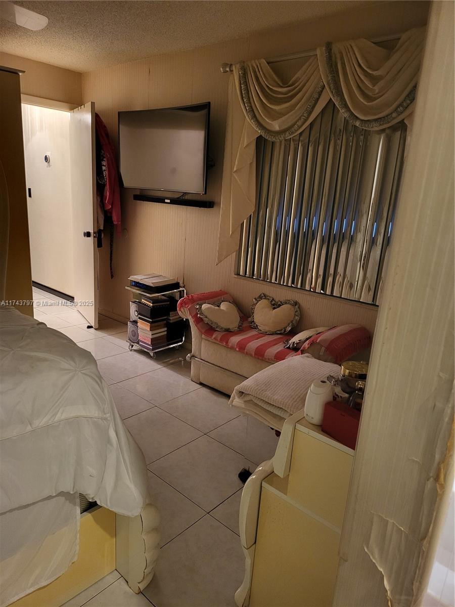 COUNTRY LAKE HOMES 2ND AD - Residential