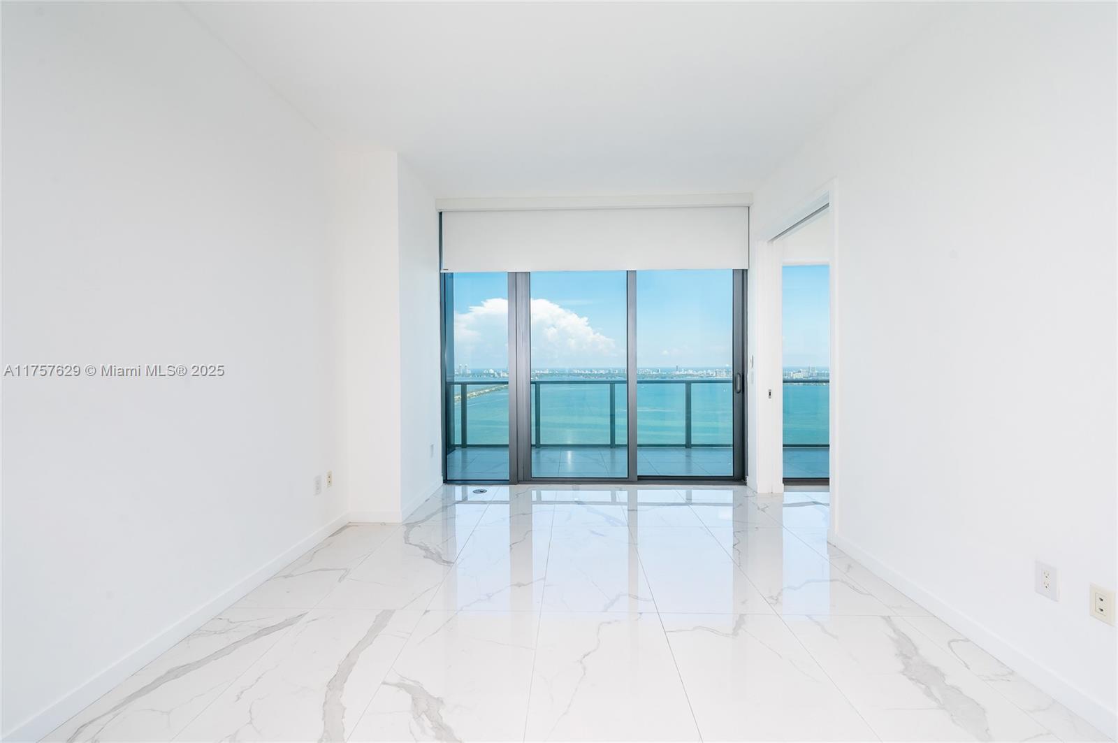 GRAN PARAISO CONDO - Residential