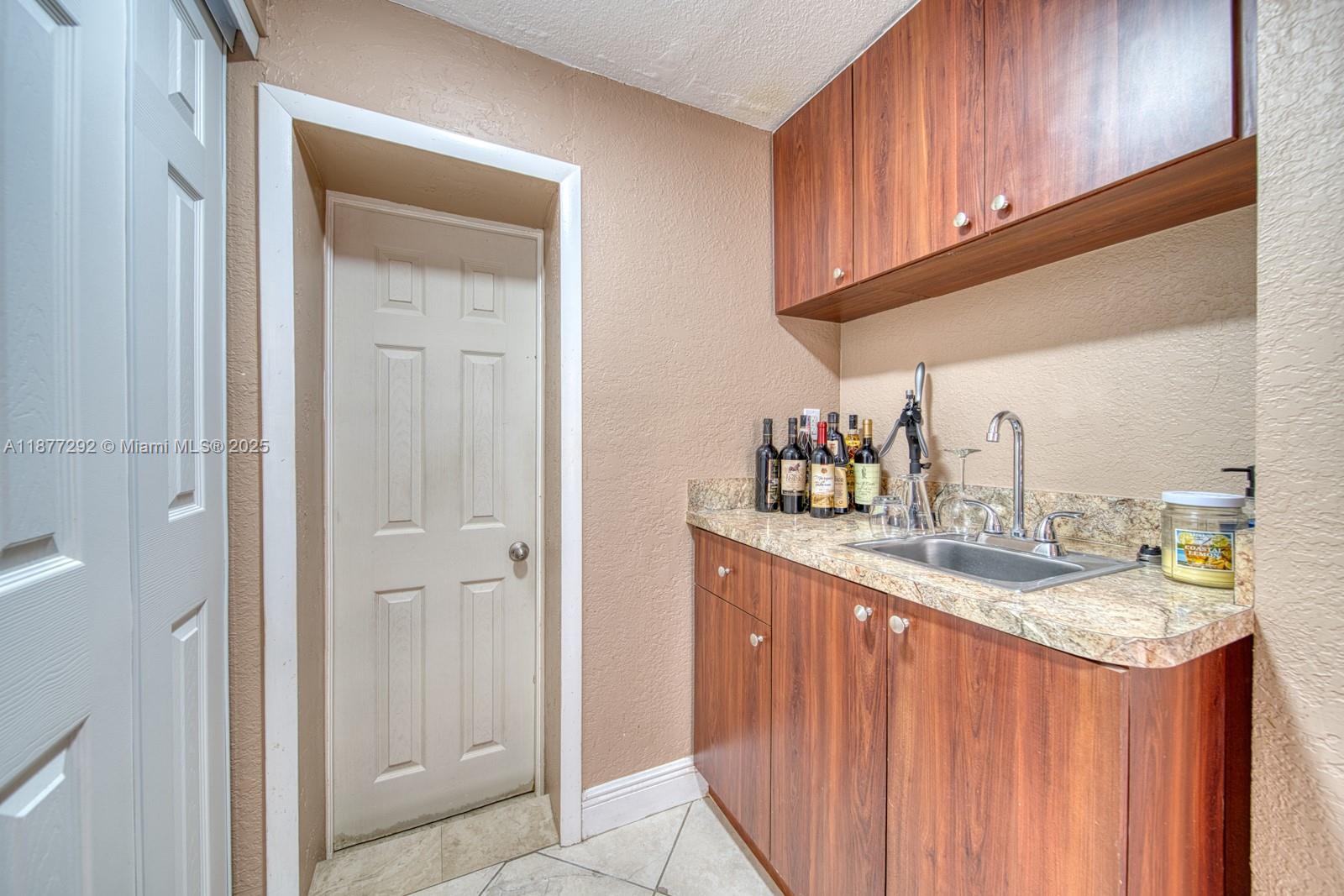 INGLESIDE PARK - Residential