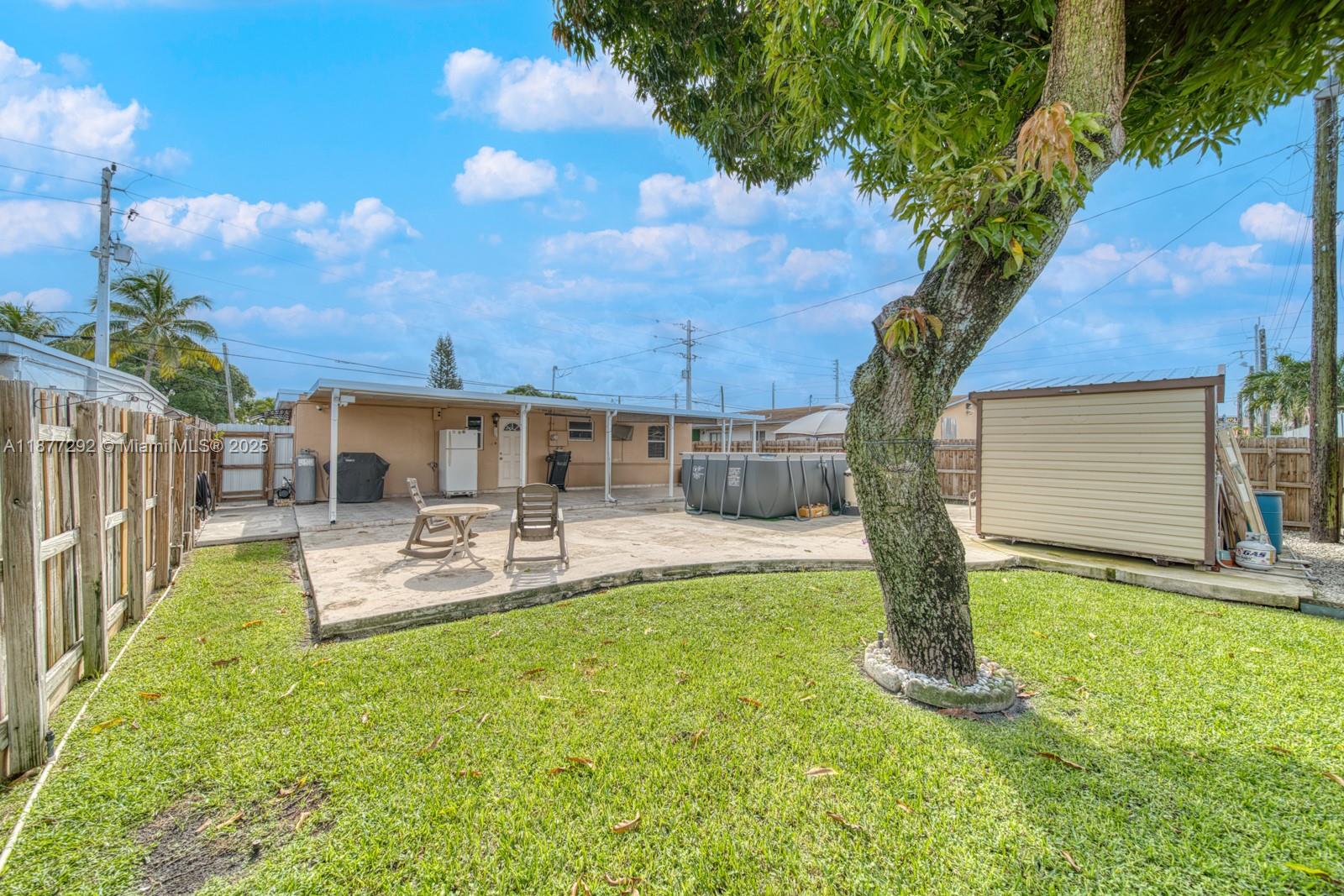 INGLESIDE PARK - Residential