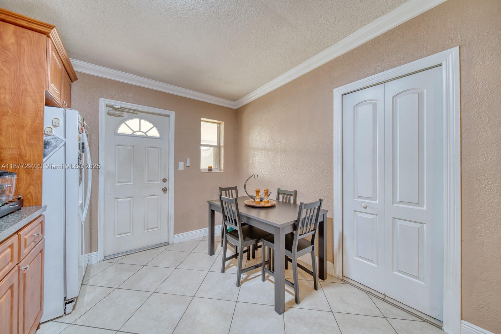 INGLESIDE PARK - Residential