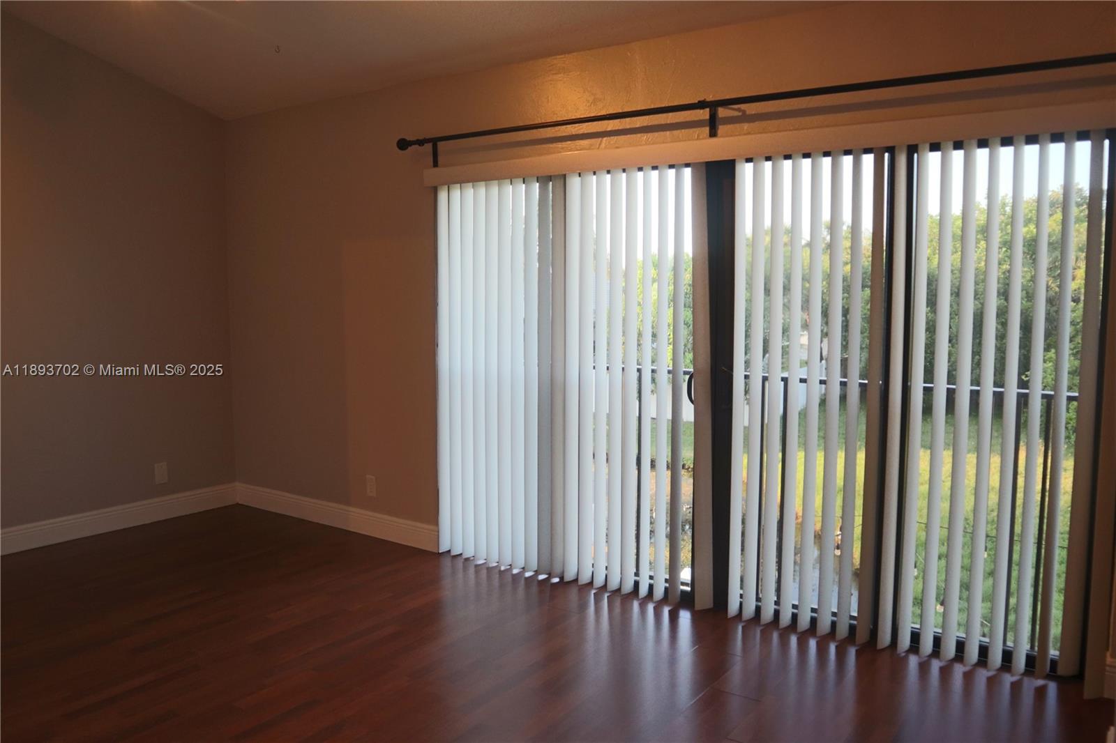 GATELAND RESIDENTIAL PLAT - Residential Lease