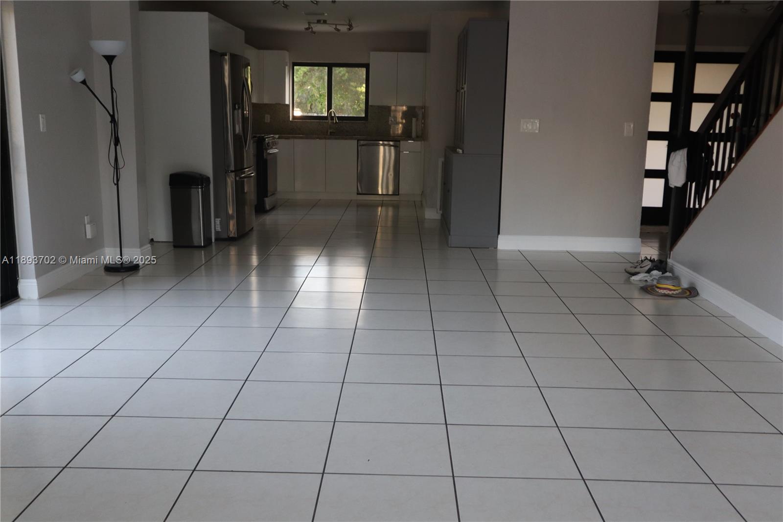 GATELAND RESIDENTIAL PLAT - Residential Lease
