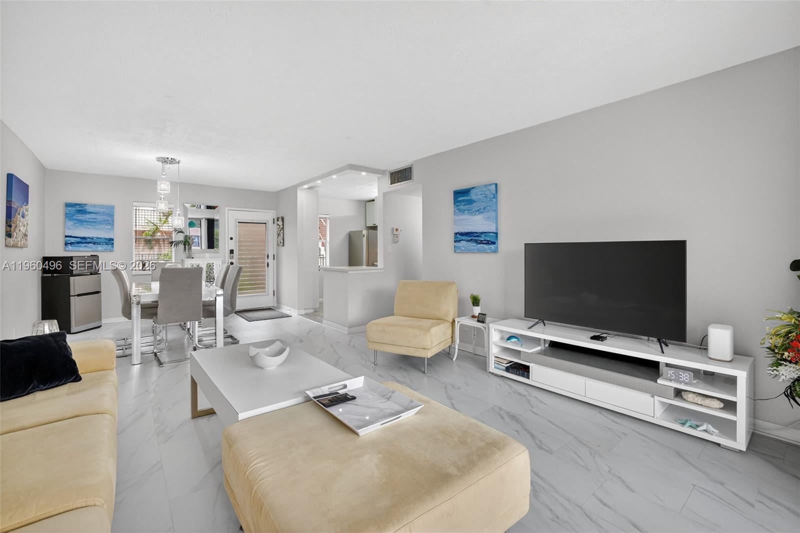 SOMERSET NO SEVEN CONDO - Residential