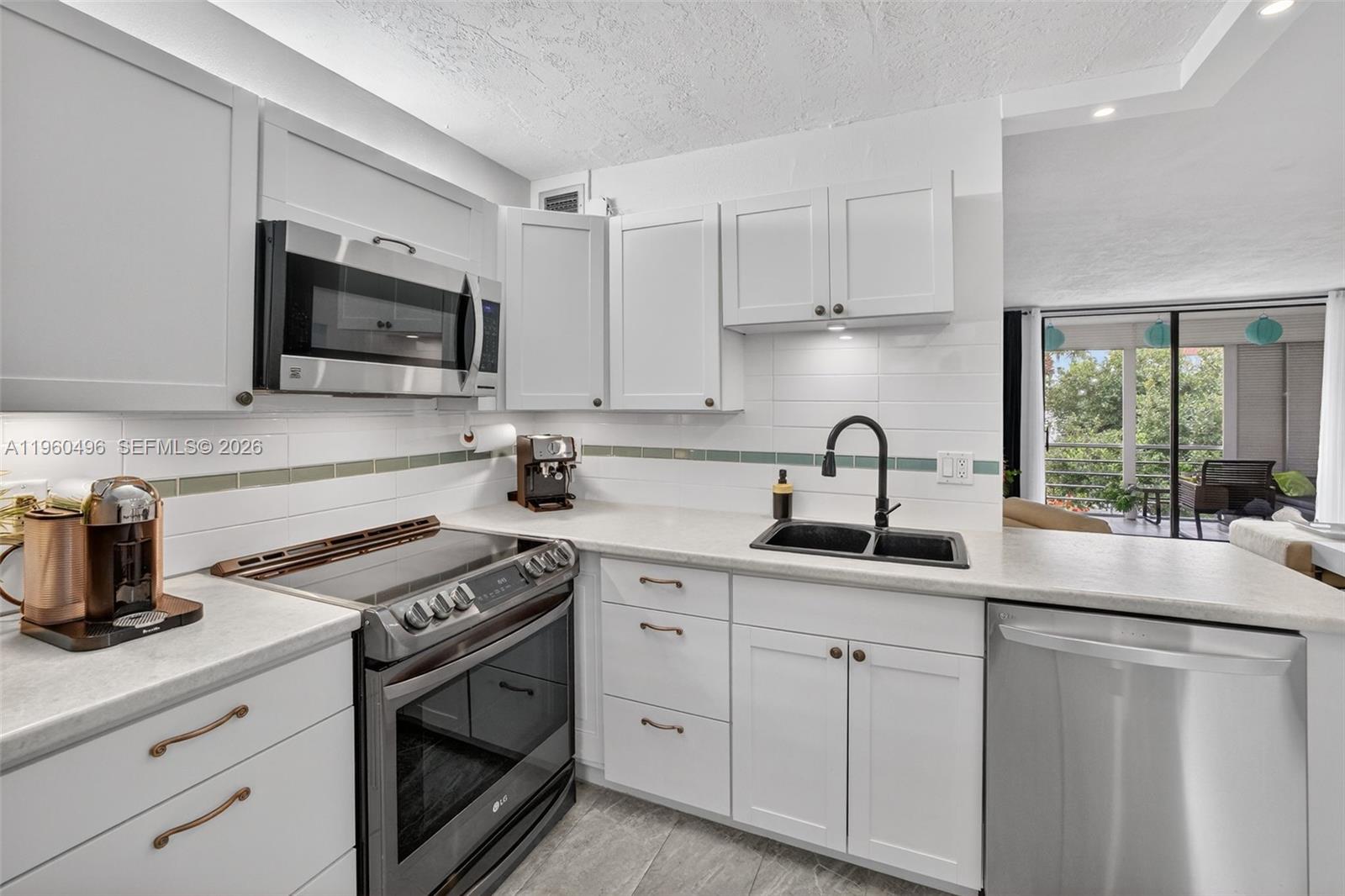 SOMERSET NO SEVEN CONDO - Residential