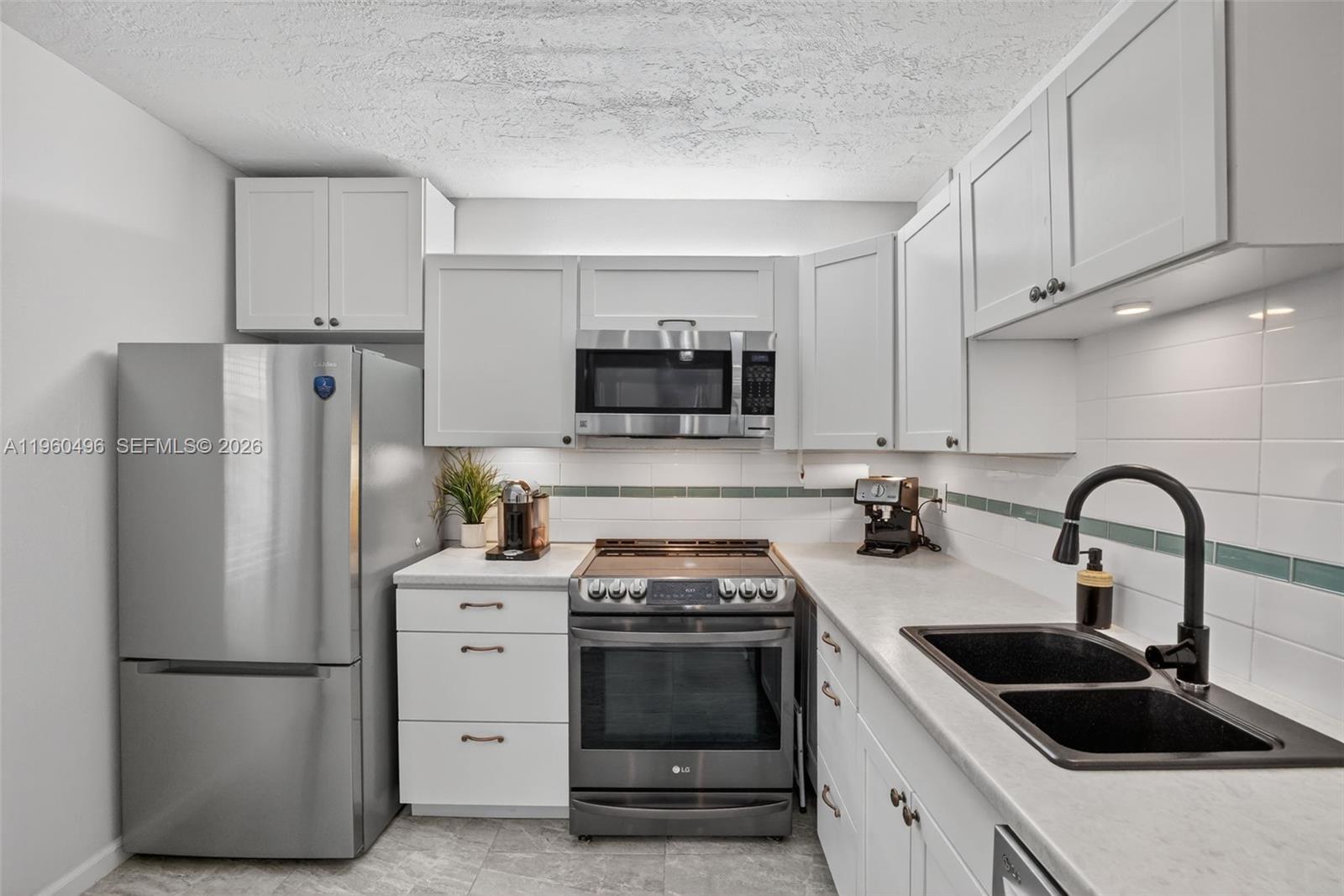 SOMERSET NO SEVEN CONDO - Residential