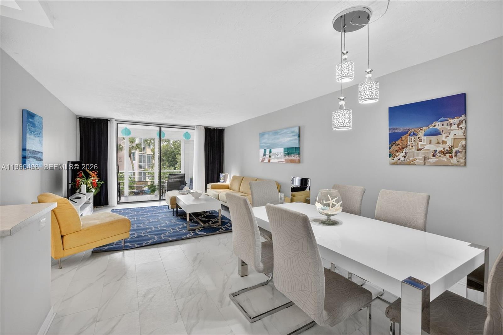 2801 Somerset Dr 205