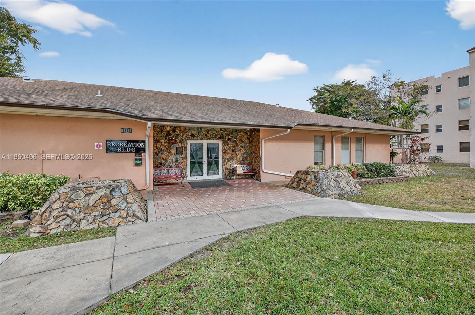 SOMERSET NO SEVEN CONDO - Residential