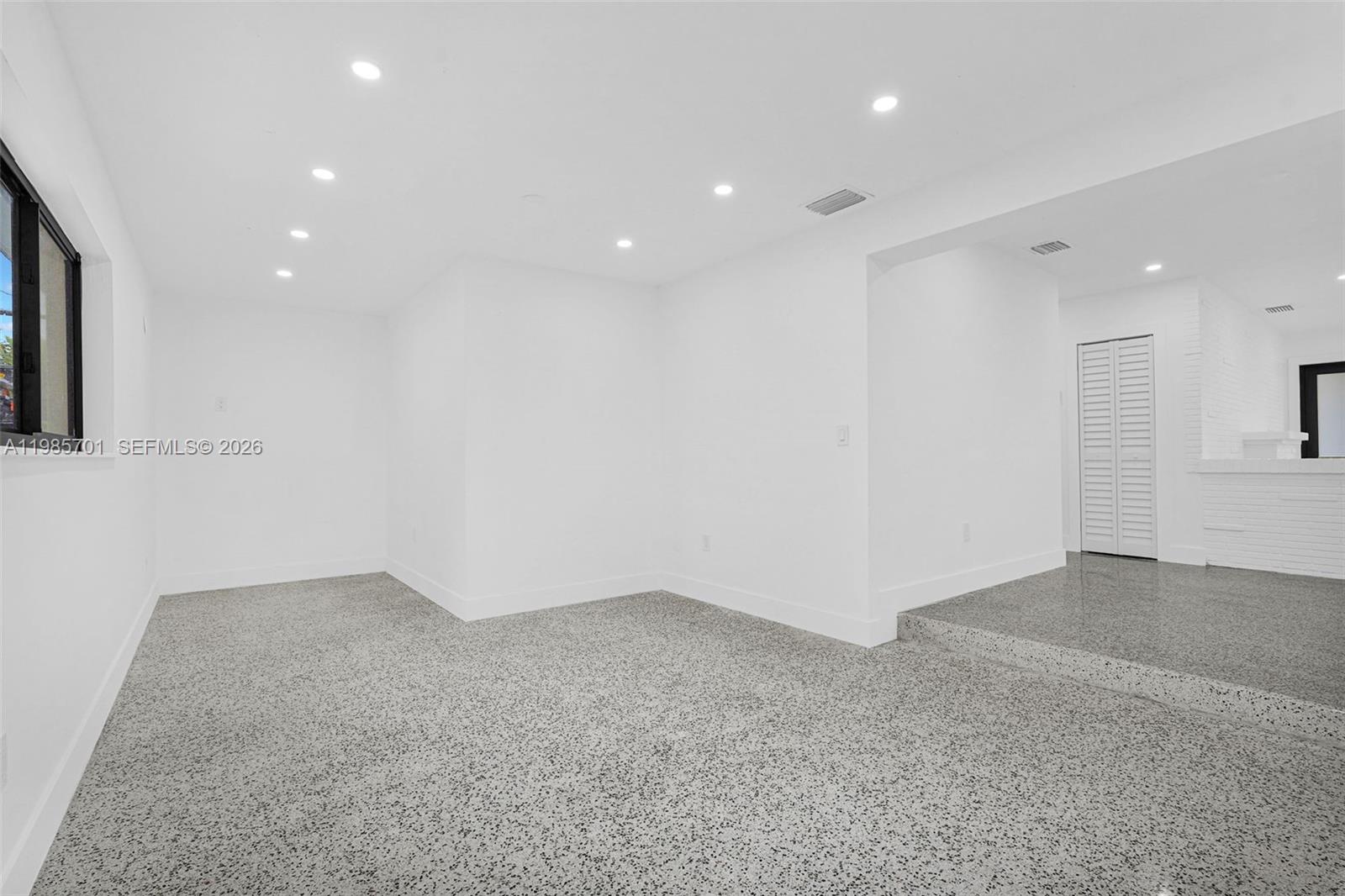 CAROL CITY 3RD ADDN - Residential