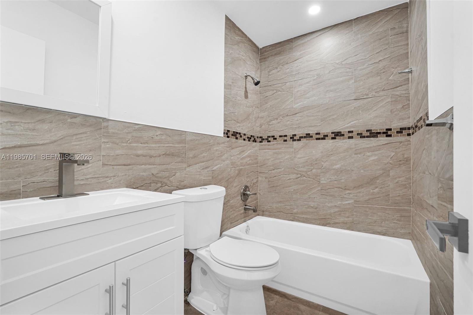 CAROL CITY 3RD ADDN - Residential