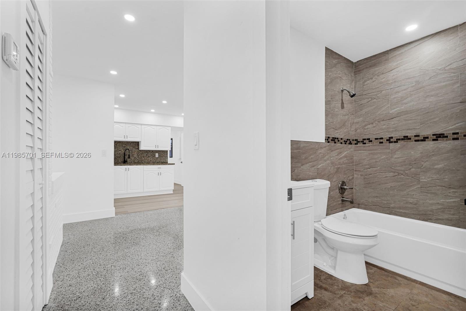 CAROL CITY 3RD ADDN - Residential