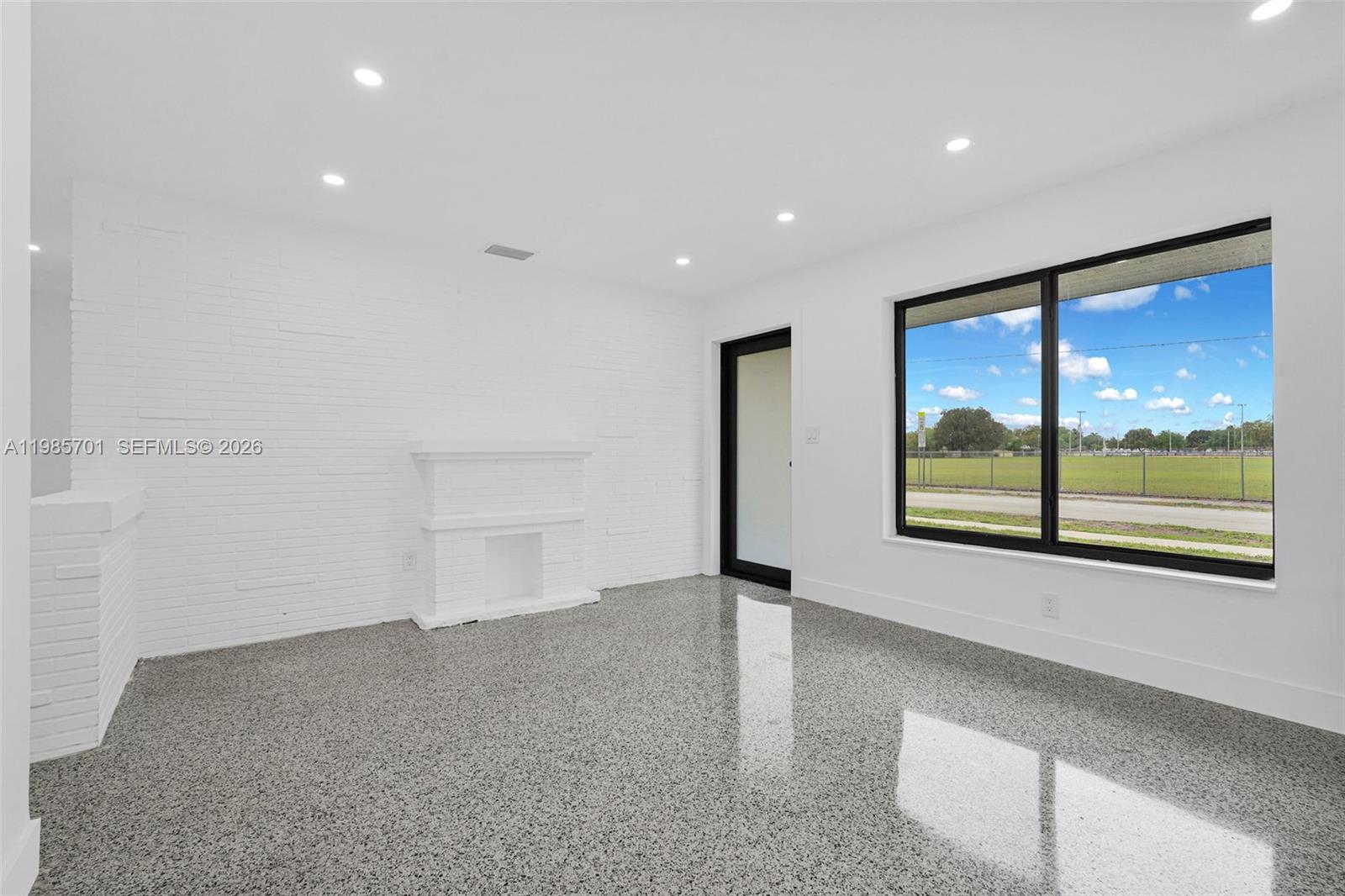 CAROL CITY 3RD ADDN - Residential