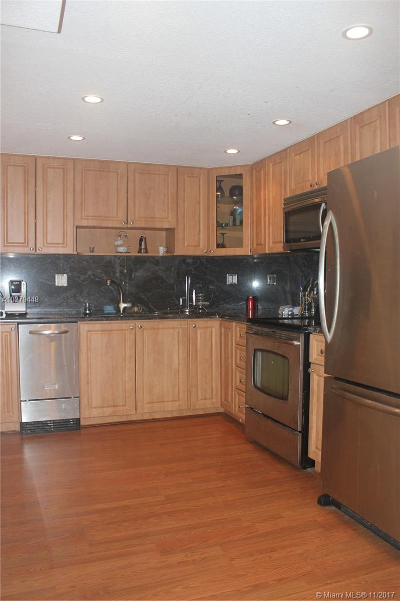 THE GEORGIAN CONDO - Residential Lease