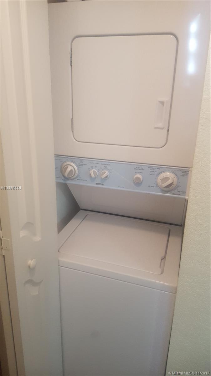 THE GEORGIAN CONDO - Residential Lease