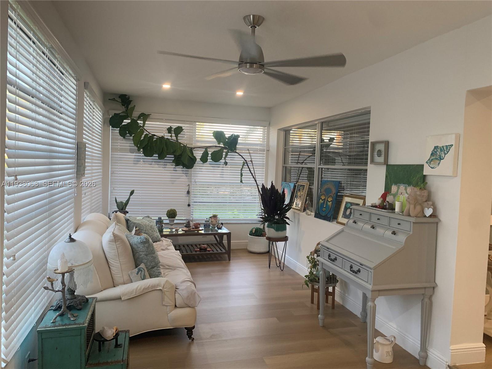 PALM BEACH LEISUREVILLE S - Residential