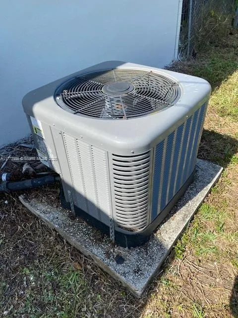 Cutler Bay, Florida 33189, United States, 3 Bedrooms Bedrooms, ,1 BathroomBathrooms,Residential,Active,100121