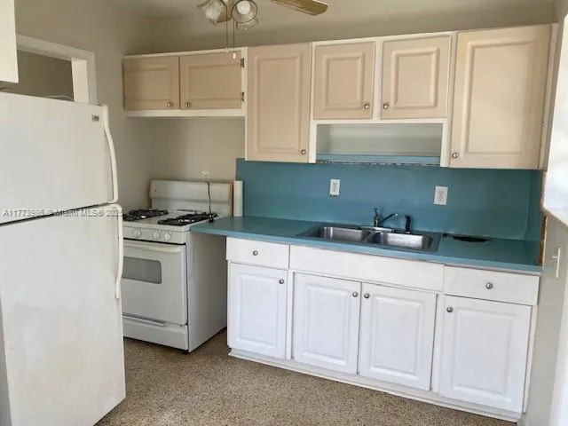 Cutler Bay, Florida 33189, United States, 3 Bedrooms Bedrooms, ,1 BathroomBathrooms,Residential,Active,100121