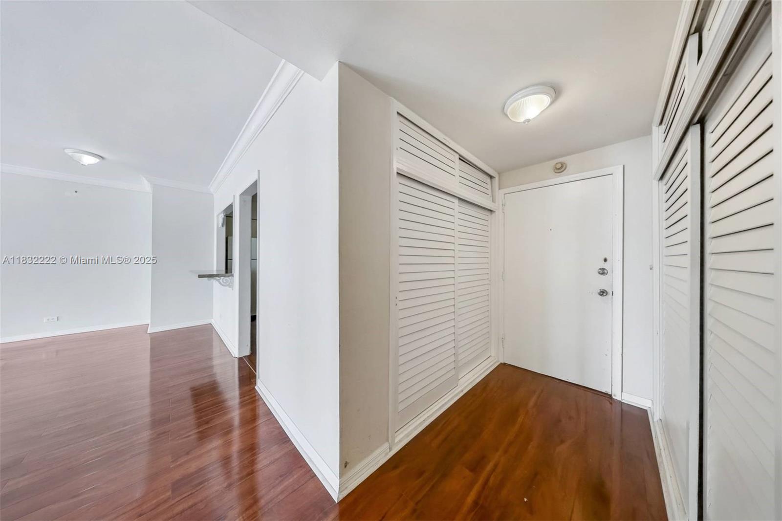 BRICKELL BAY TOWER CONDO - Residential Lease