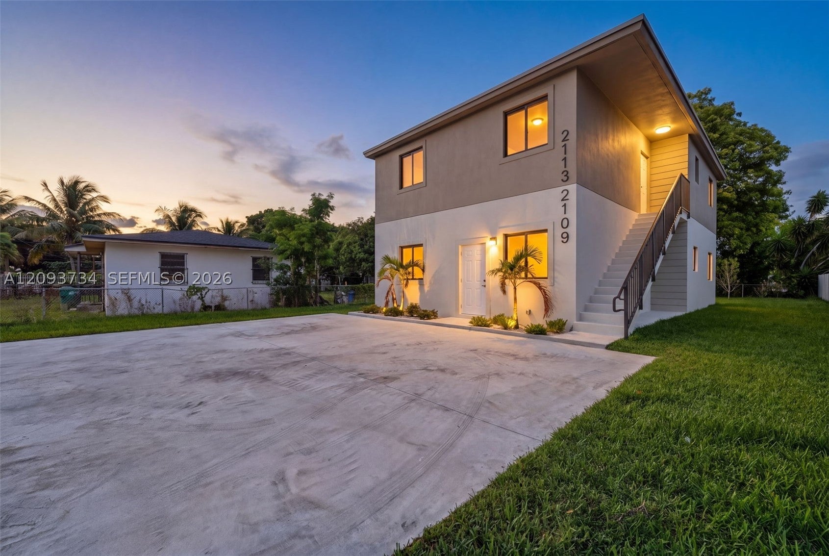 2109 NW 65 ST