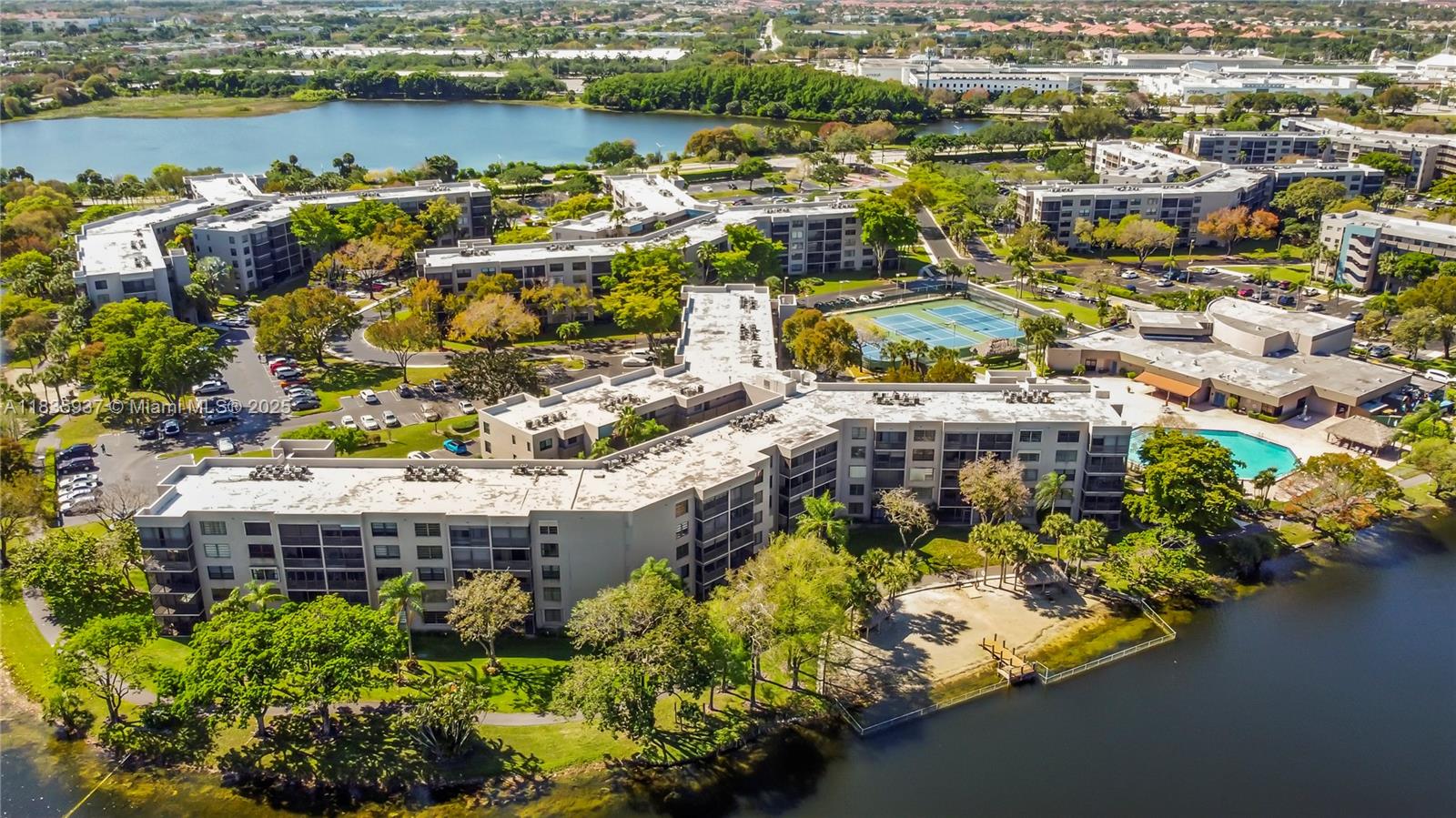 COLONY POINT 5 CONDO - Residential