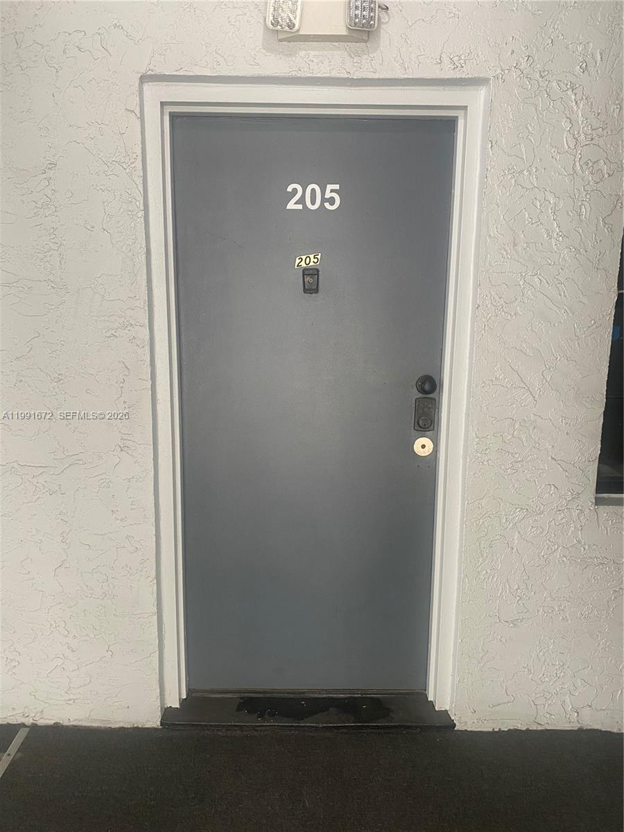BROOKVIEW CONDO - Residential Lease