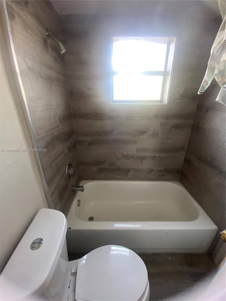 BROOKVIEW CONDO - Residential Lease