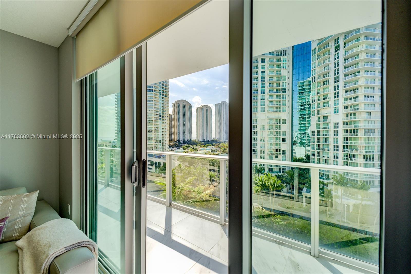 300 Sunny Isles Blvd 4-804