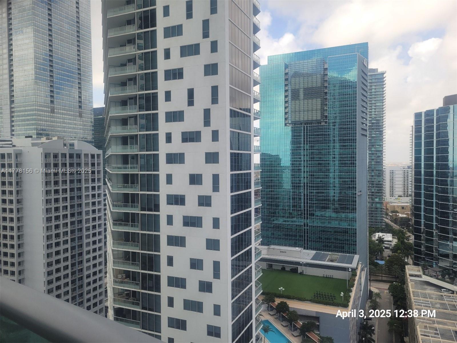 1331 Brickell Bay Dr 2702