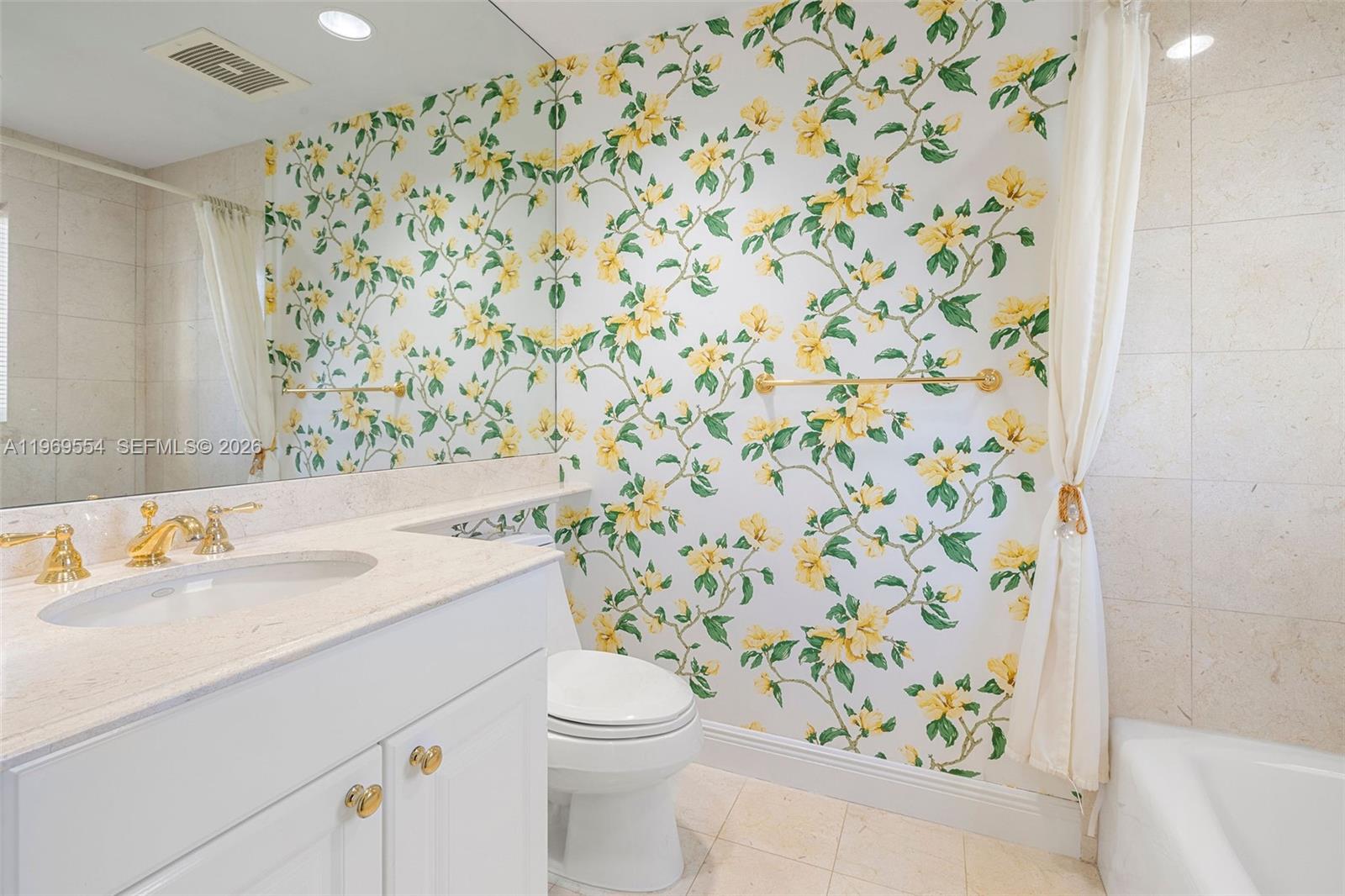 VERONA AT DEERING BAY CON - Residential