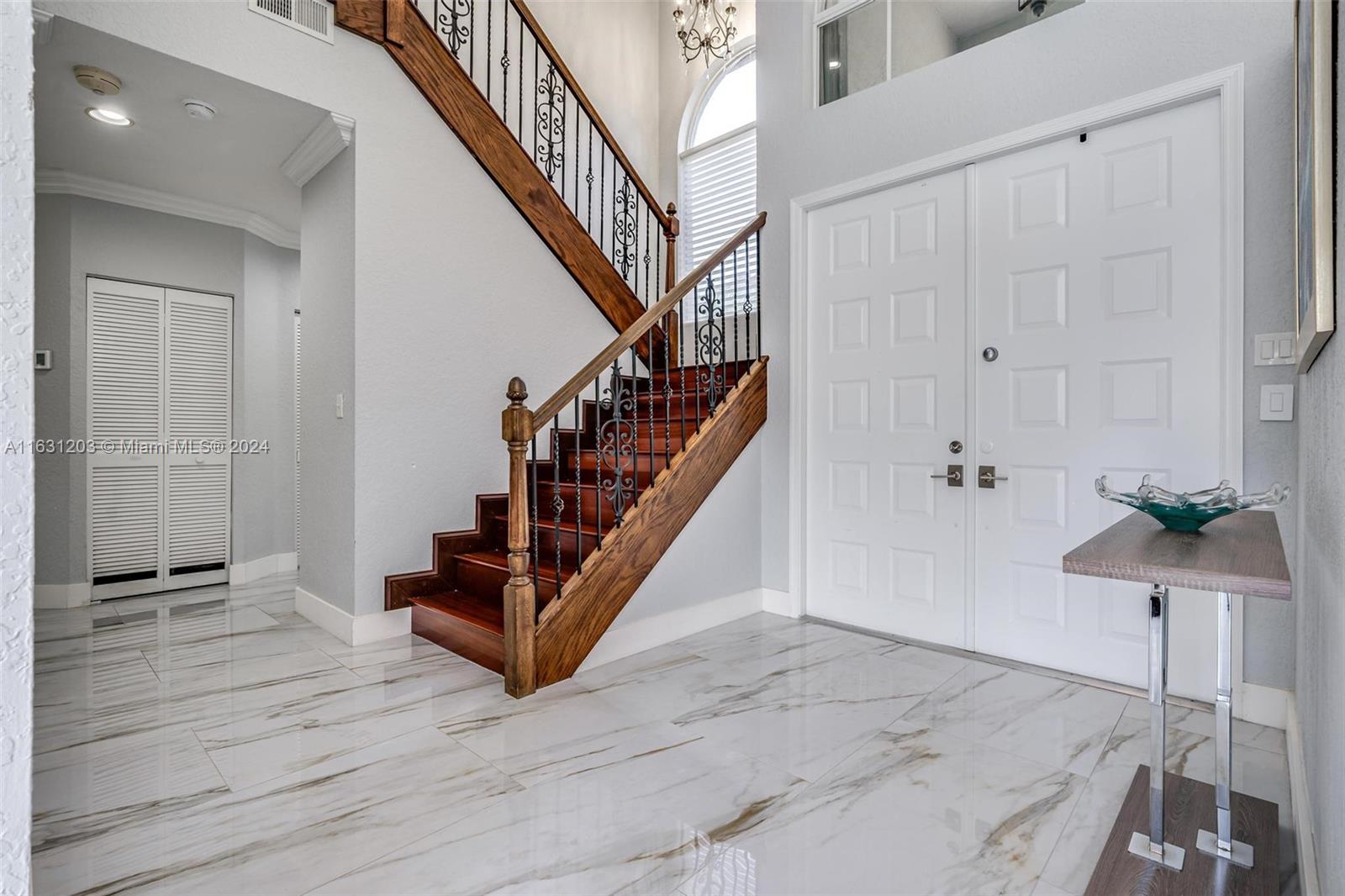 SILVER LAKES - Residential