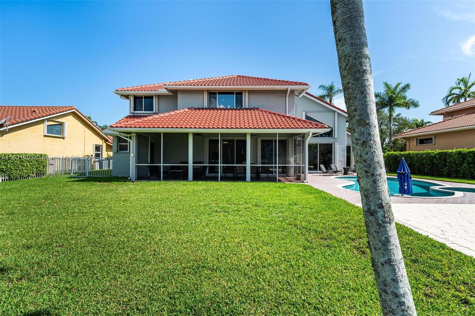 SILVER LAKES - Residential