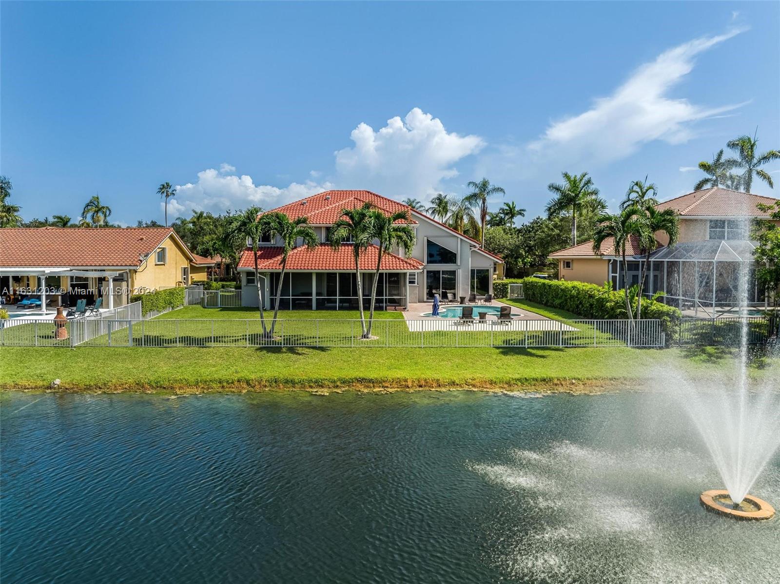 SILVER LAKES - Residential