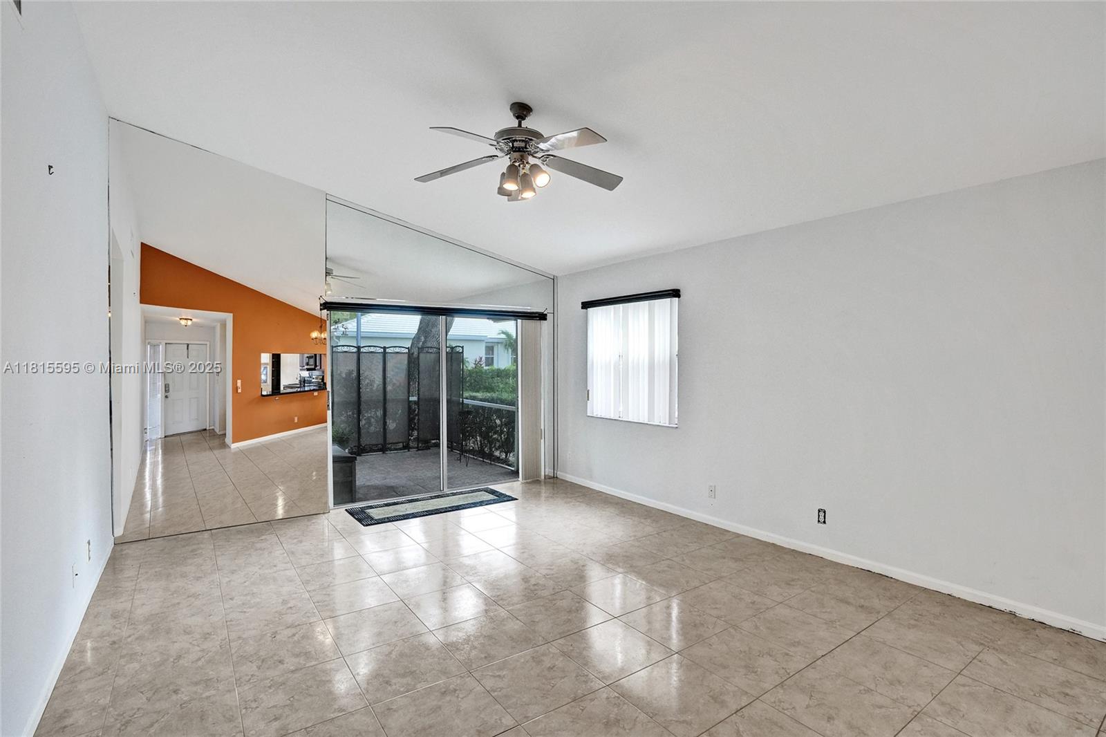 JACARANDA - Residential