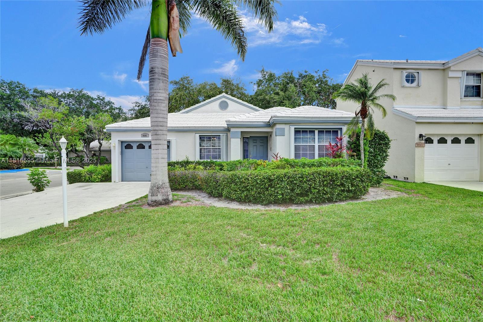 Property for Sale at 9601 Nw 8th Cir, Plantation, Miami-Dade County, Florida - Bedrooms: 2 
Bathrooms: 2  - $489,999