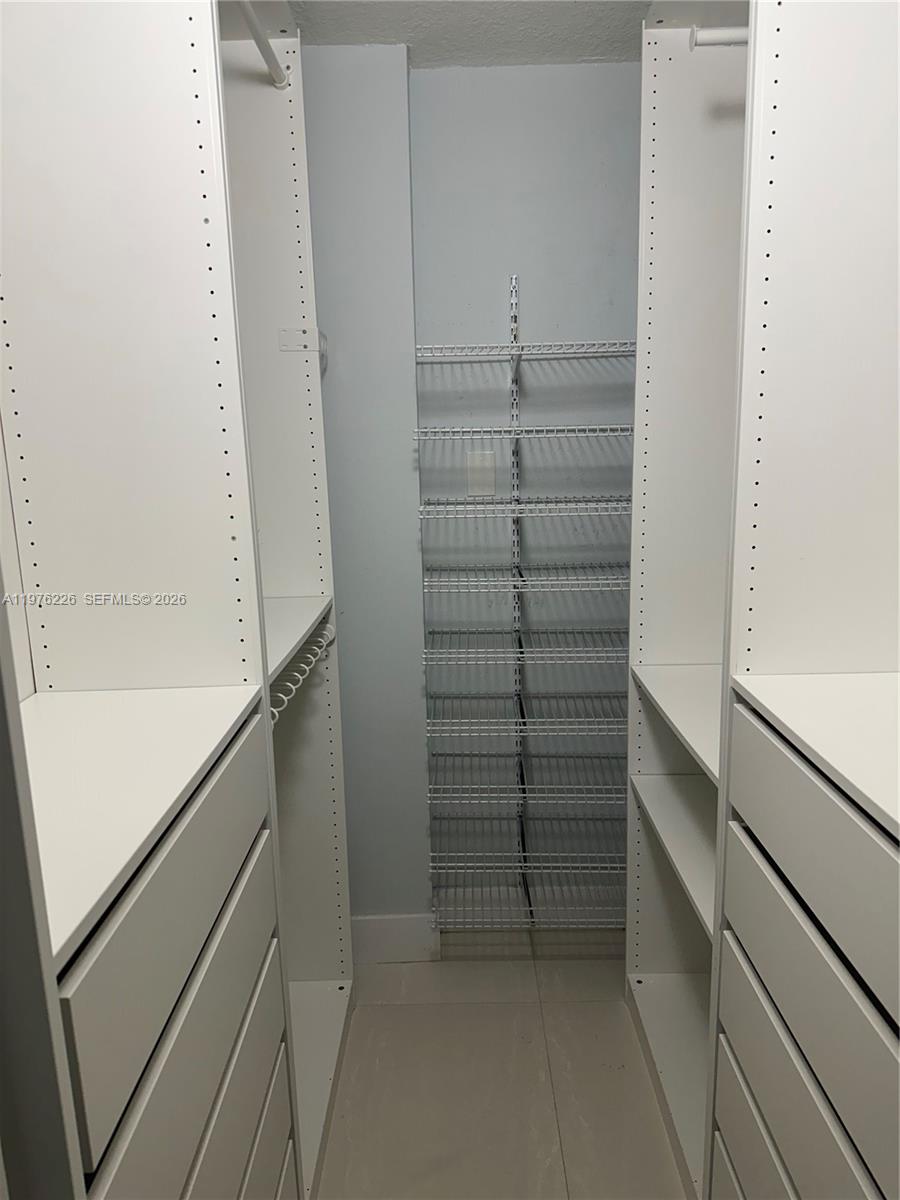 LAS VISTAS AT DORAL CONDO - Residential Lease