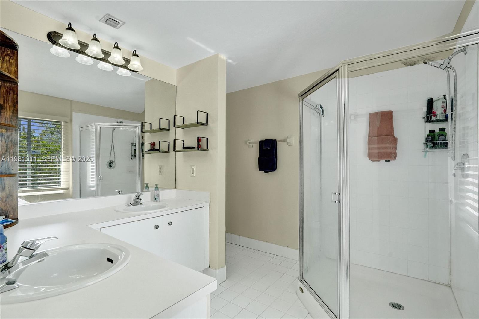 SAWGRASS EXCHANGE PLAT - Residential