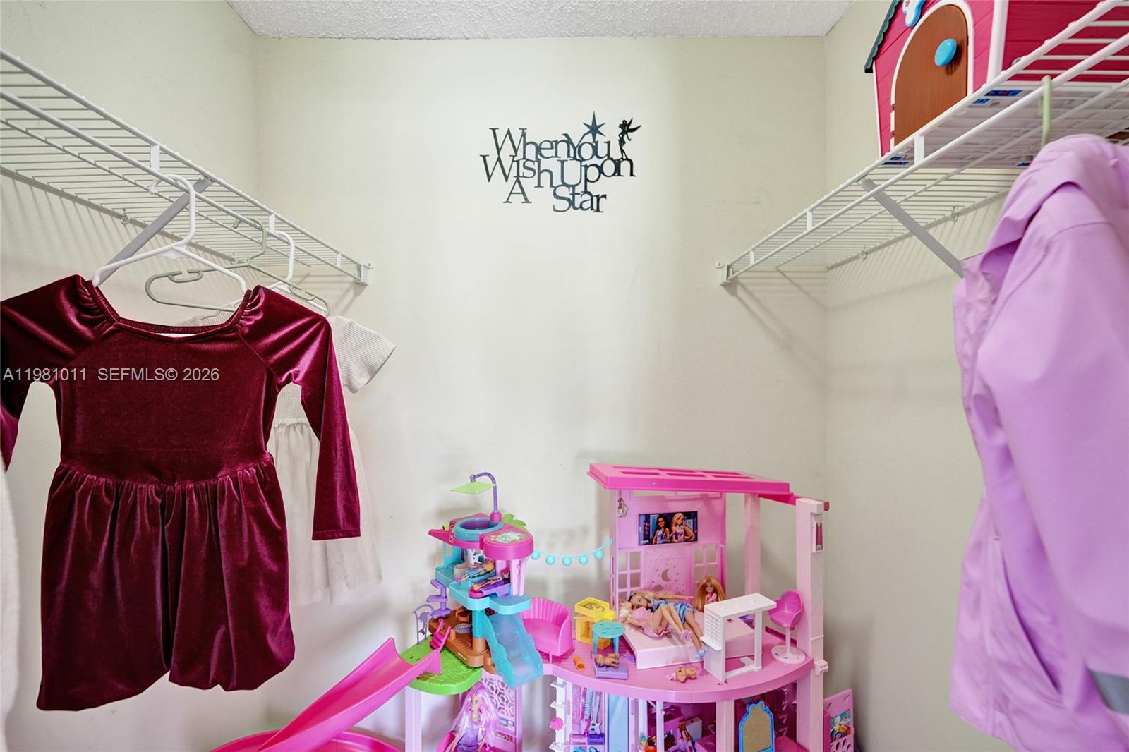 SAWGRASS EXCHANGE PLAT - Residential