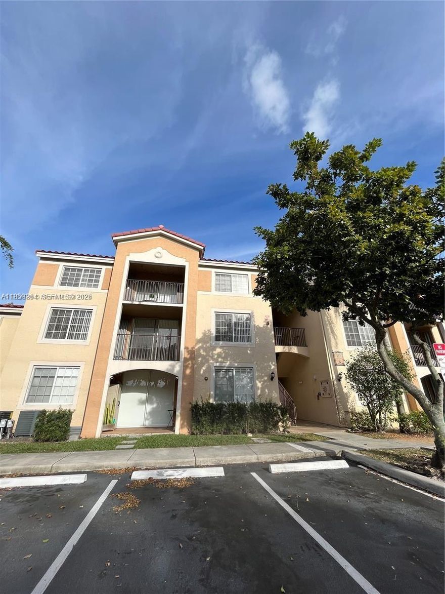 Nice, open, and bright unit featuring a split layout with two master bedrooms. Washer and dryer conveniently located inside the unit. Water and trash services are included in the rent. Tile and wood flooring throughout. Private balcony. All ages welcome.

Available for showings immediately.

Gated community offering resort-style amenities including a pool, gym, tennis courts, playground, jacuzzi, racquetball court, and more.