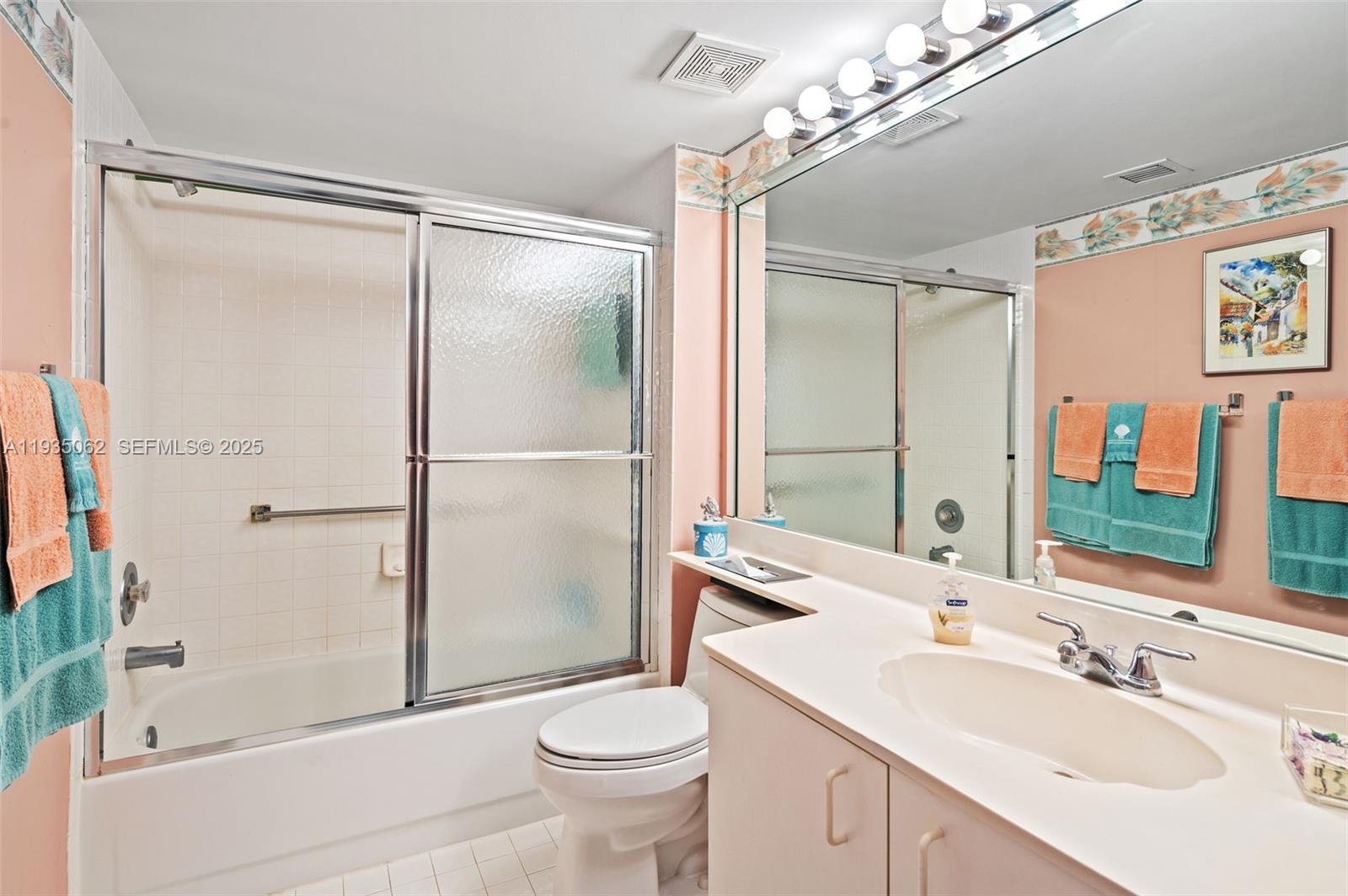 TRENT CONDOMINIUM G - Residential