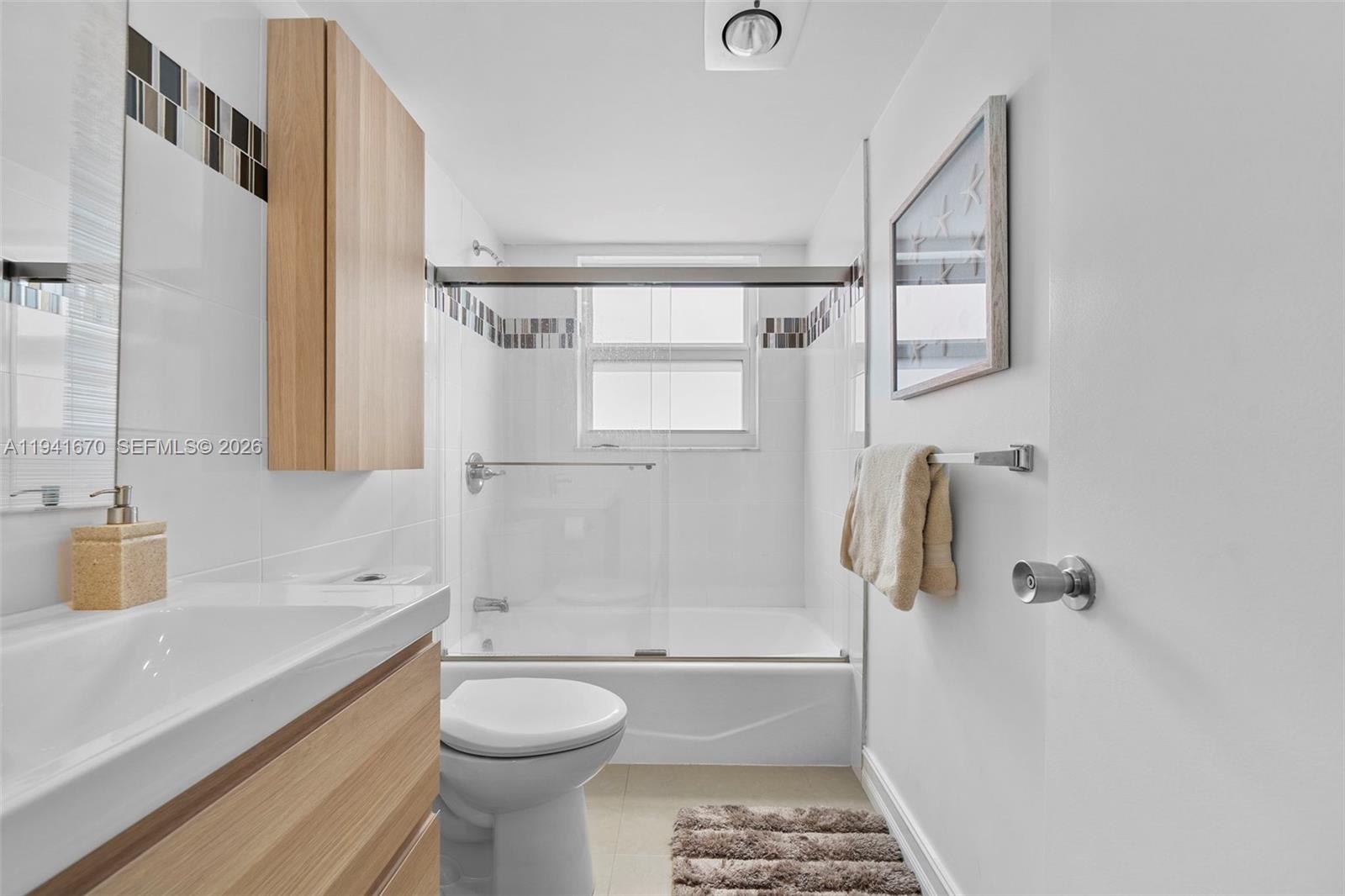 NO 102 PALM-AIRE COUNTRY - Residential