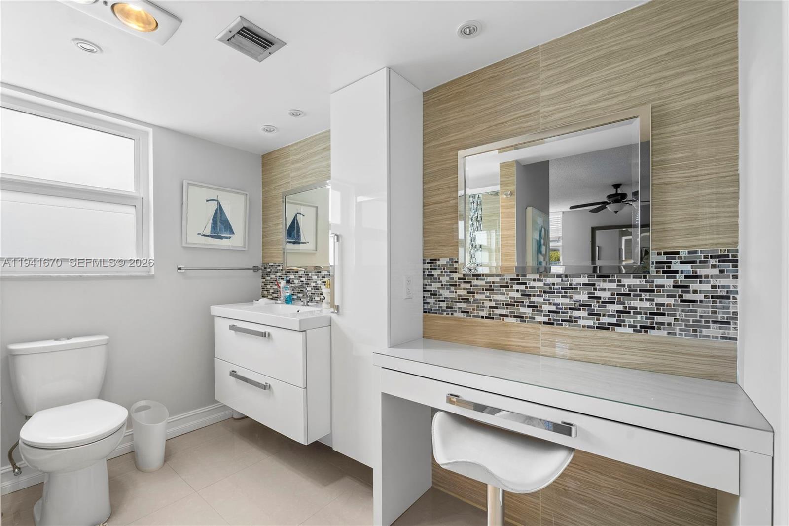 NO 102 PALM-AIRE COUNTRY - Residential